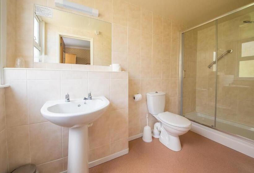 בית מלון כפרי Bayshore