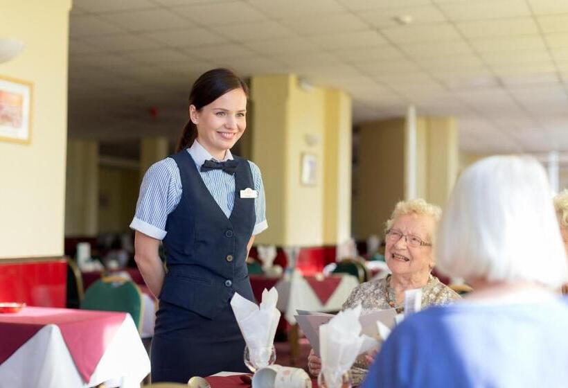 בית מלון כפרי Bayshore