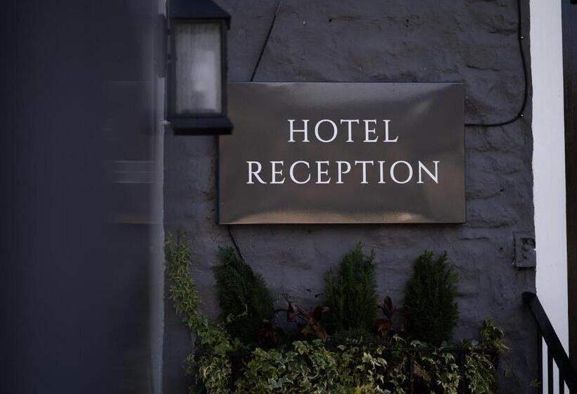 בית מלון כפרי Black Horse