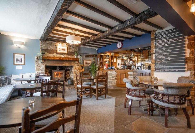 בית מלון כפרי Black Horse