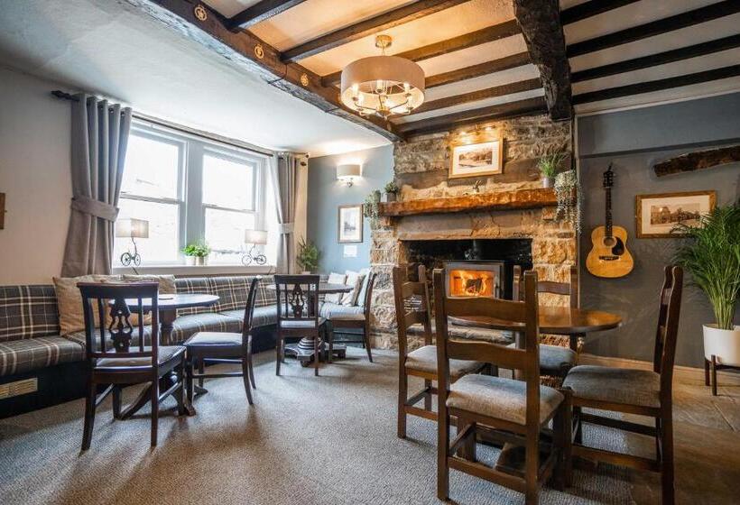 בית מלון כפרי Black Horse