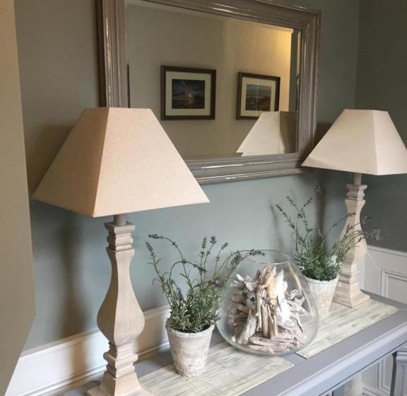 호텔 The Bridge House