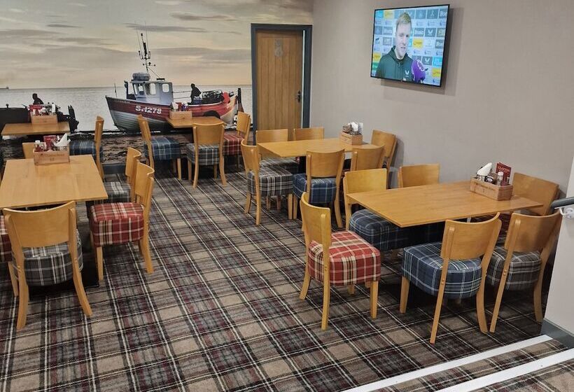 בית מלון כפרי Claxton