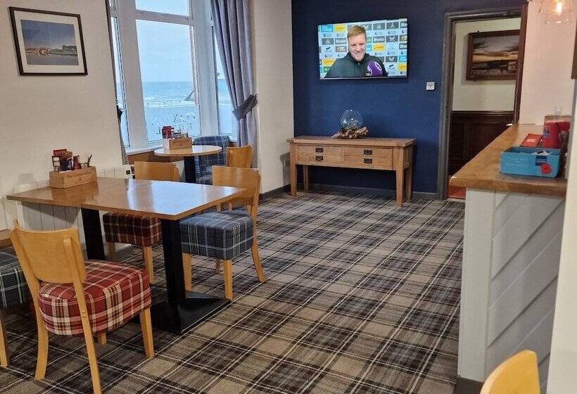 בית מלון כפרי Claxton