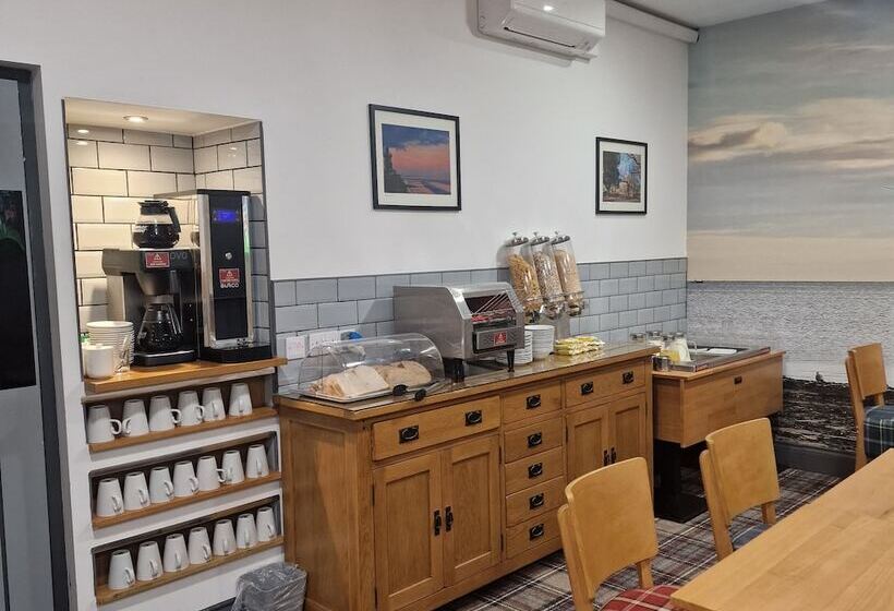 בית מלון כפרי Claxton