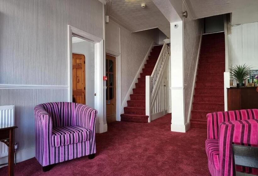 Отель Collingwood