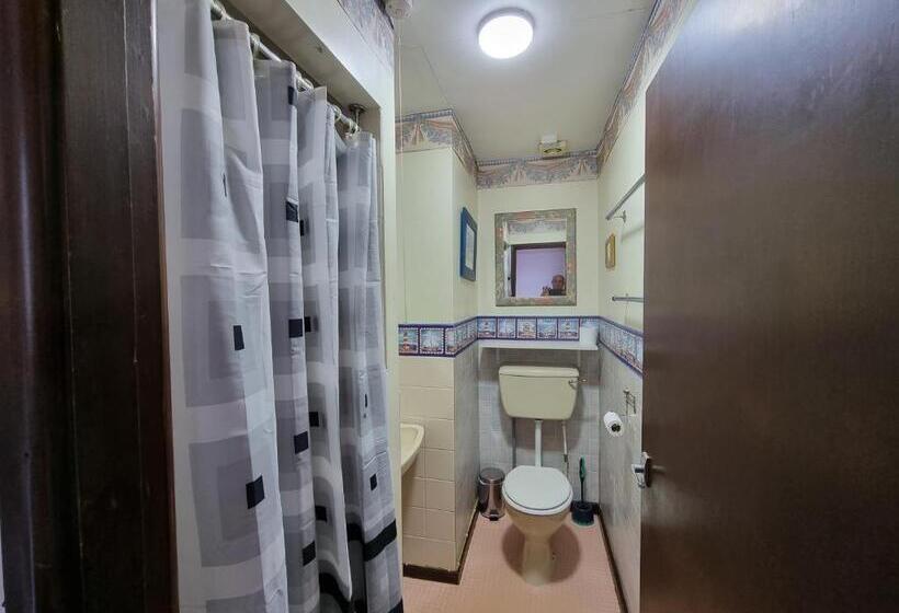 Отель Collingwood