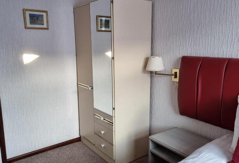 Отель Collingwood