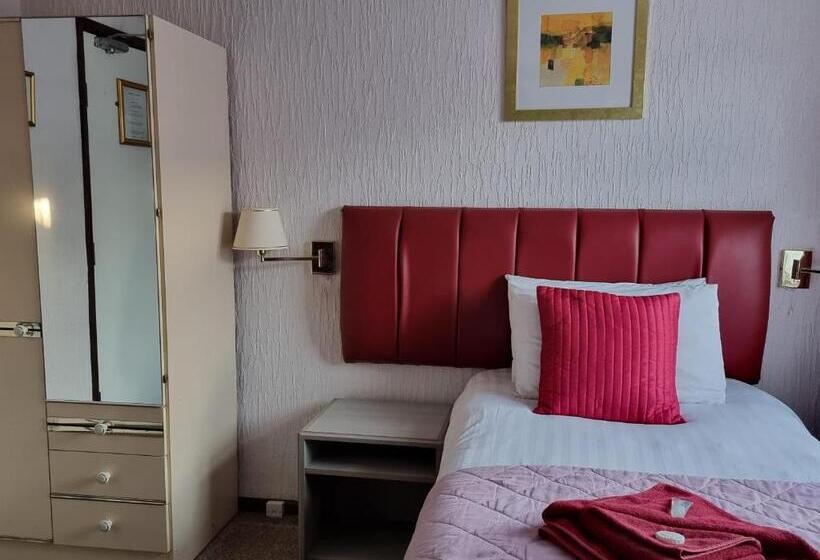 Отель Collingwood