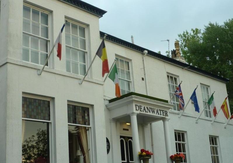 Отель Deanwater
