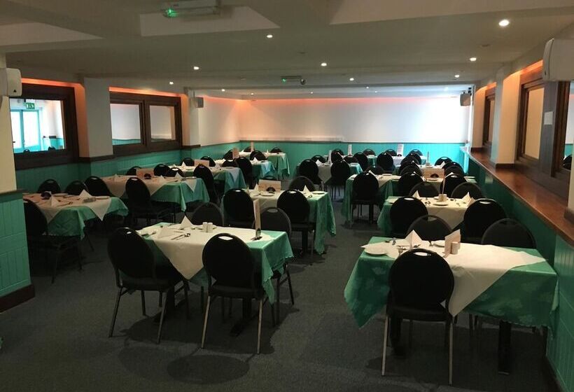 Hampton Hotel & Restaurant