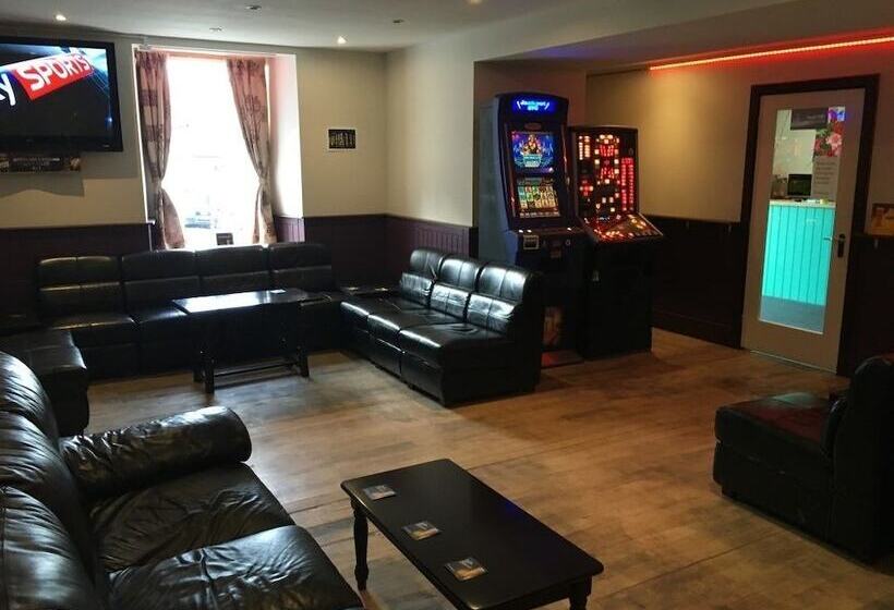 Hampton Hotel & Restaurant