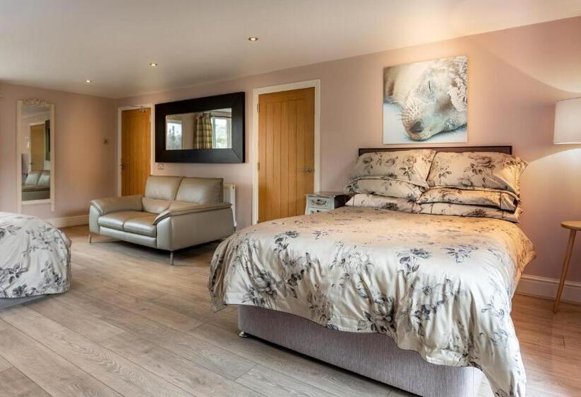 ホテル Little John