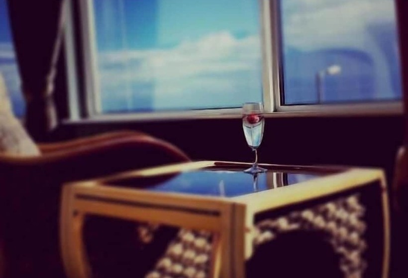 בית מלון כפרי Membly Hall