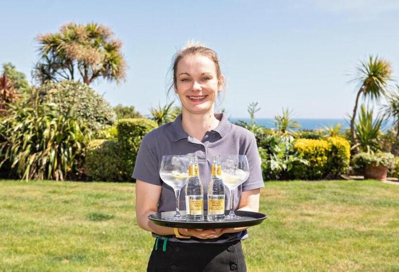 בית מלון כפרי Miramar