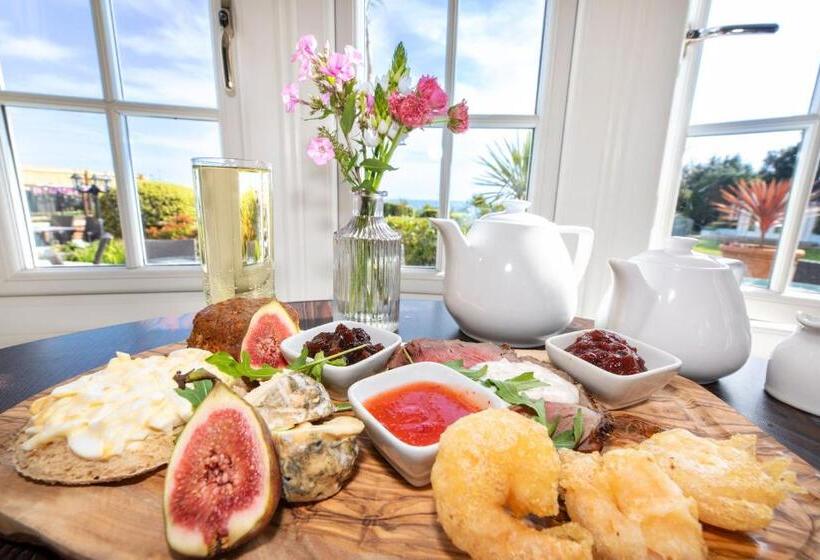 בית מלון כפרי Miramar