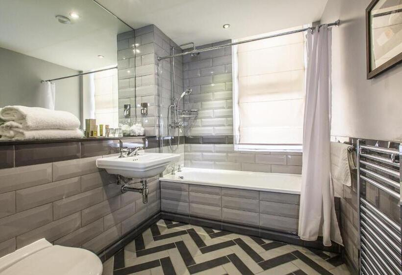 Отель Orange Tree