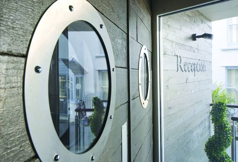 ホテル Ship And Castle