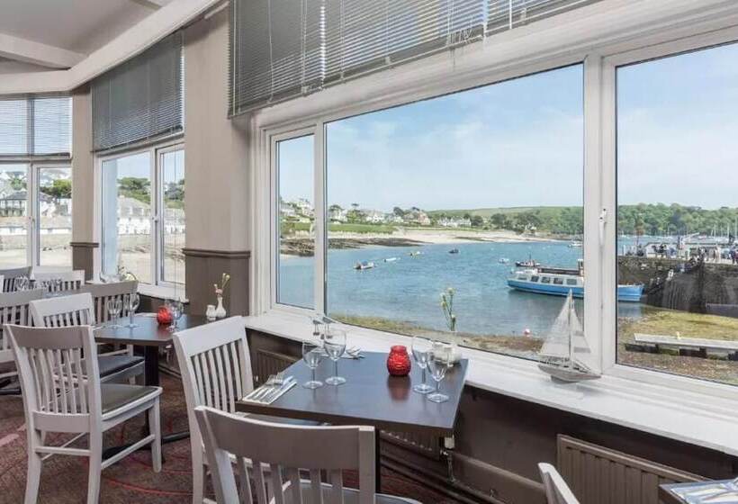 ホテル Ship And Castle