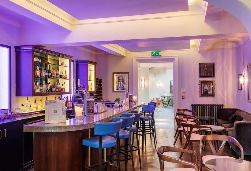 Отель Southernhay House