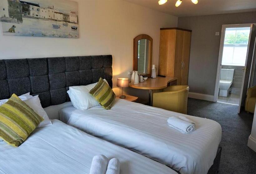 בית מלון כפרי The Angel