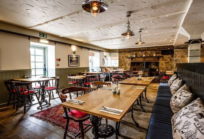 בית מלון כפרי The Boat Inn