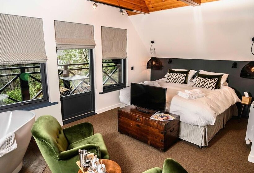 בית מלון כפרי The Boat Inn