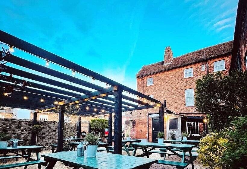 ホテル The Coach House