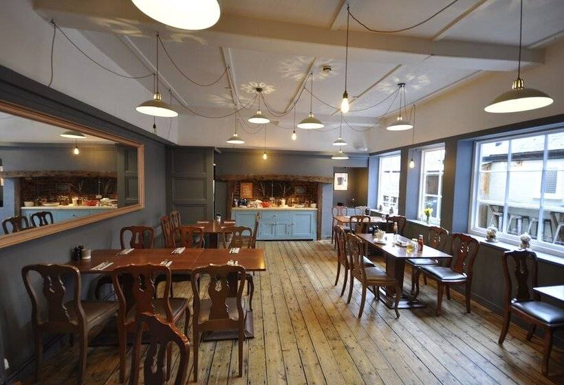 ホテル The Coach House