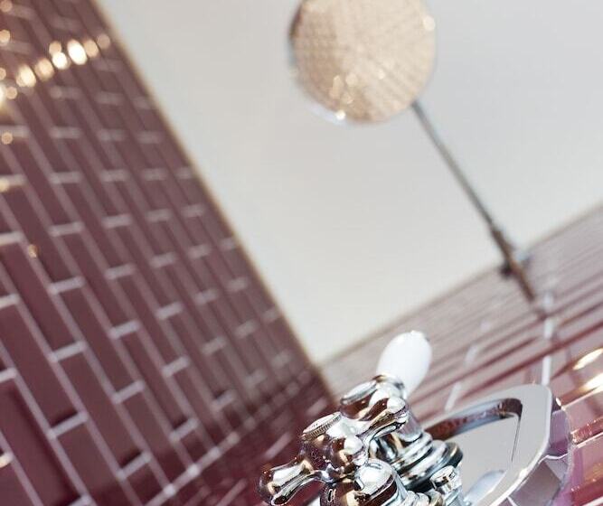 ホテル The Coach House