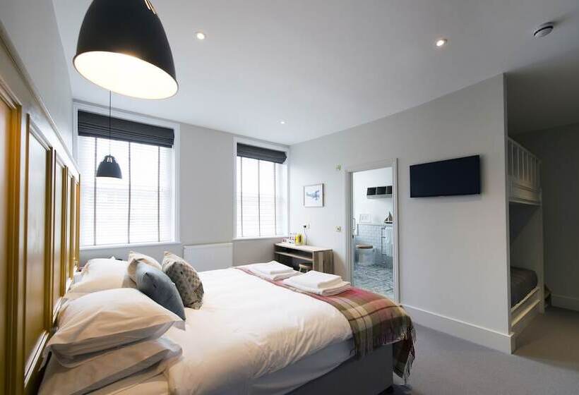 ホテル The Coach House