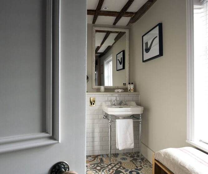 ホテル The Coach House