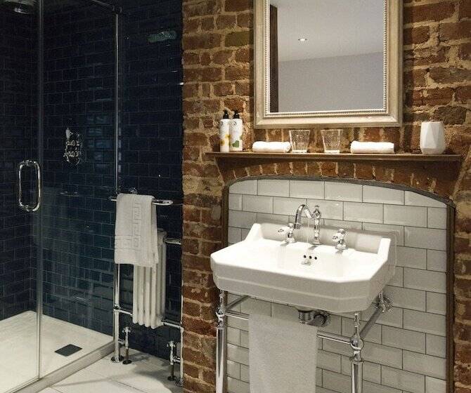 ホテル The Coach House