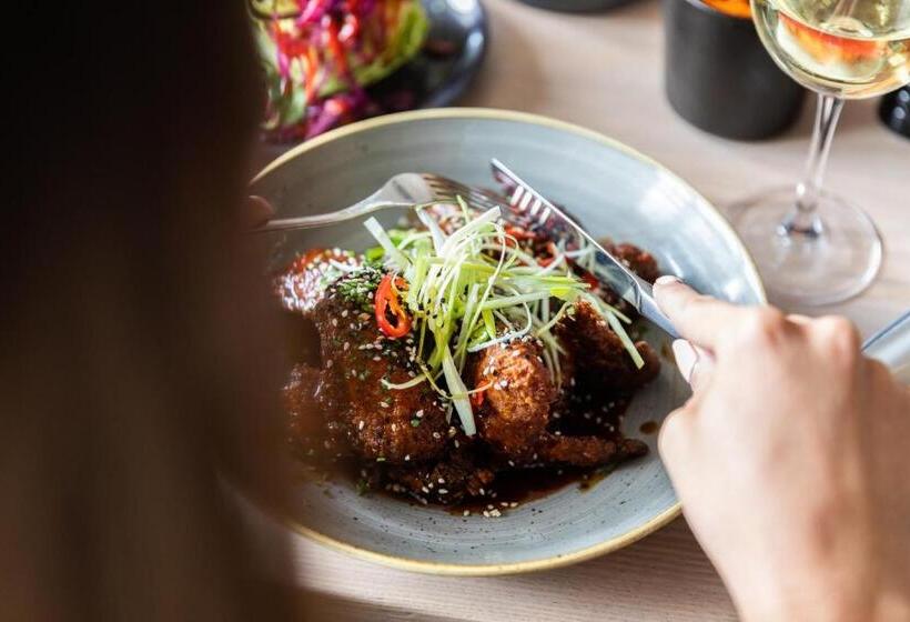 فندق The Coach House