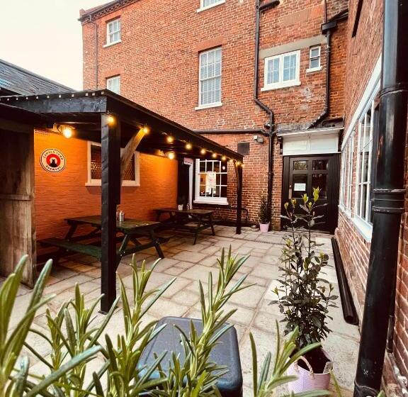 ホテル The Coach House