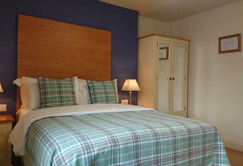 Отель The Craven Heifer Inn