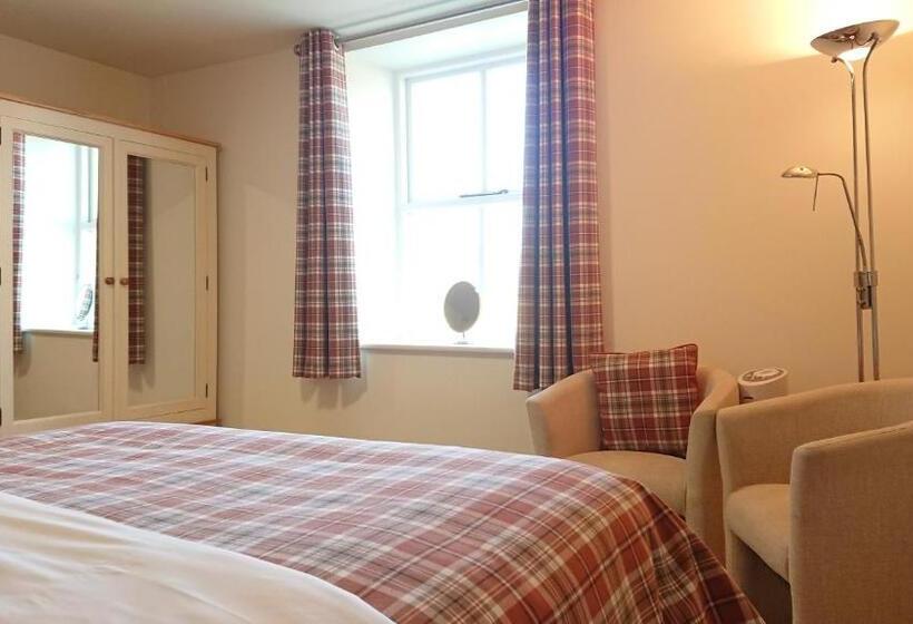 Отель The Craven Heifer Inn