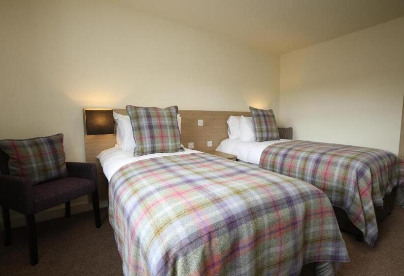 Отель The Craven Heifer Inn