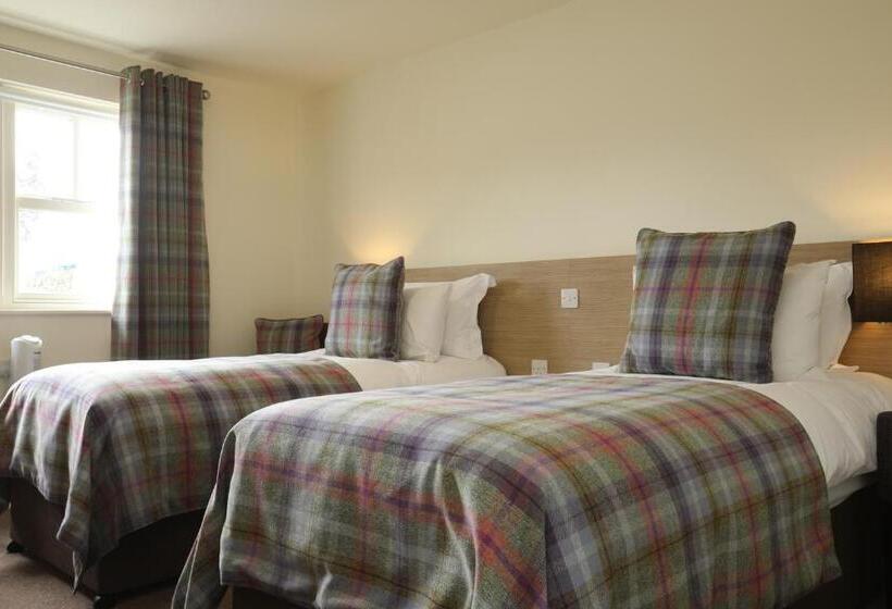 Отель The Craven Heifer Inn