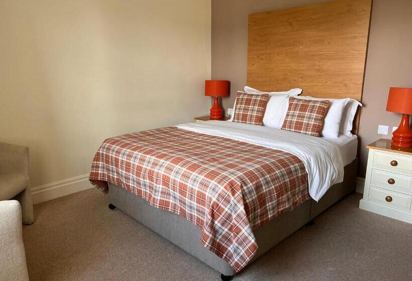 Отель The Craven Heifer Inn