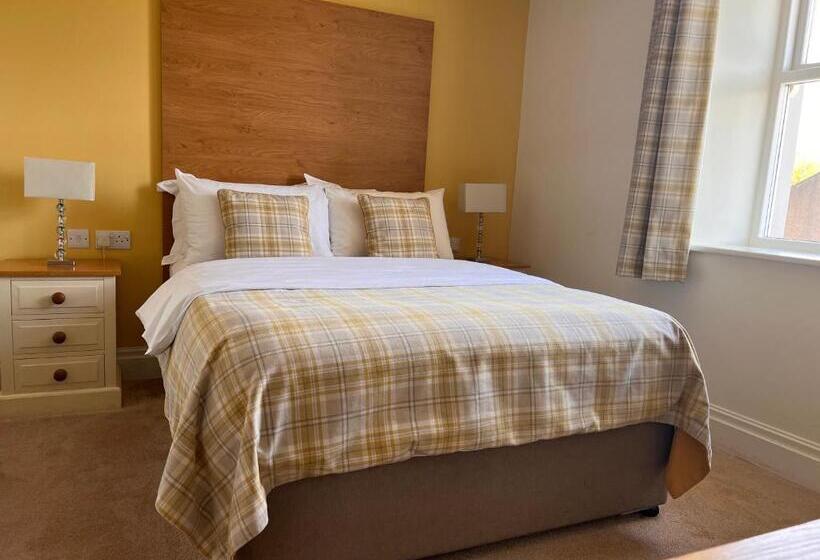 Отель The Craven Heifer Inn