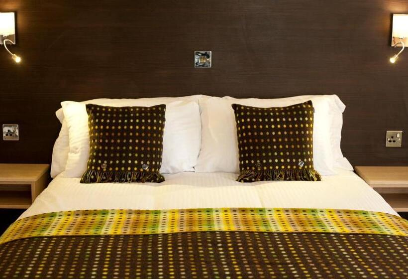 Отель The Craven Heifer Inn