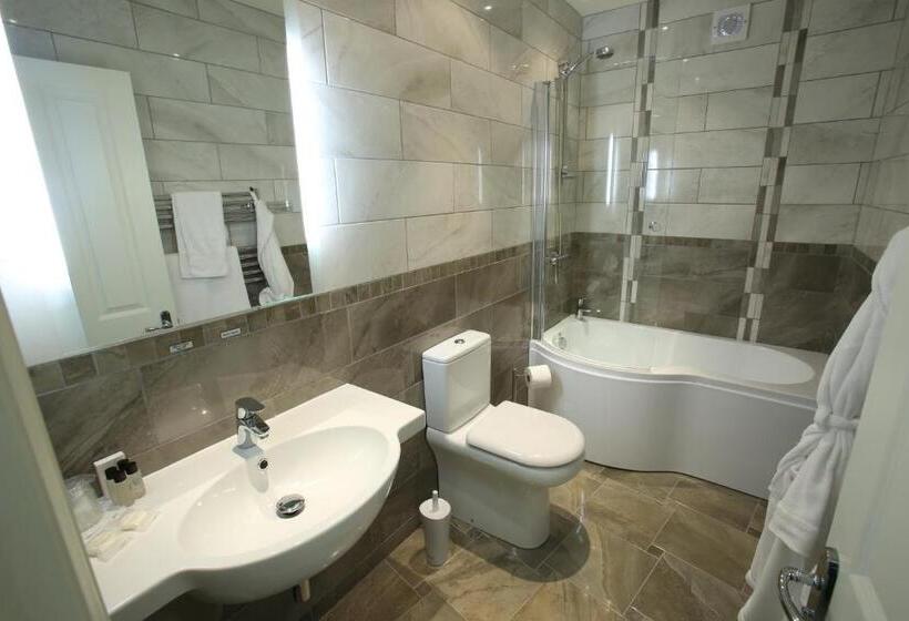 Отель The Craven Heifer Inn