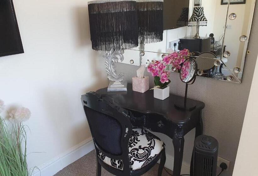 בית מלון כפרי The Dudley