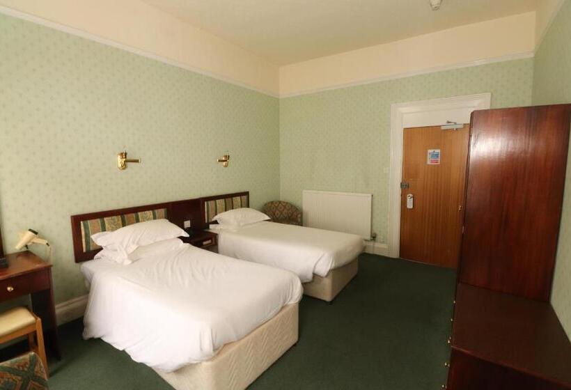 Отель The Esplanade