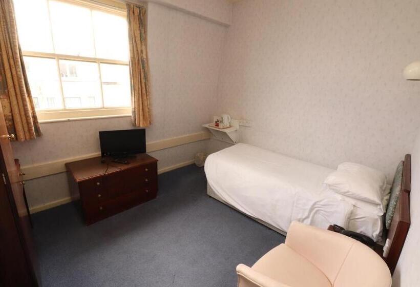 Отель The Esplanade