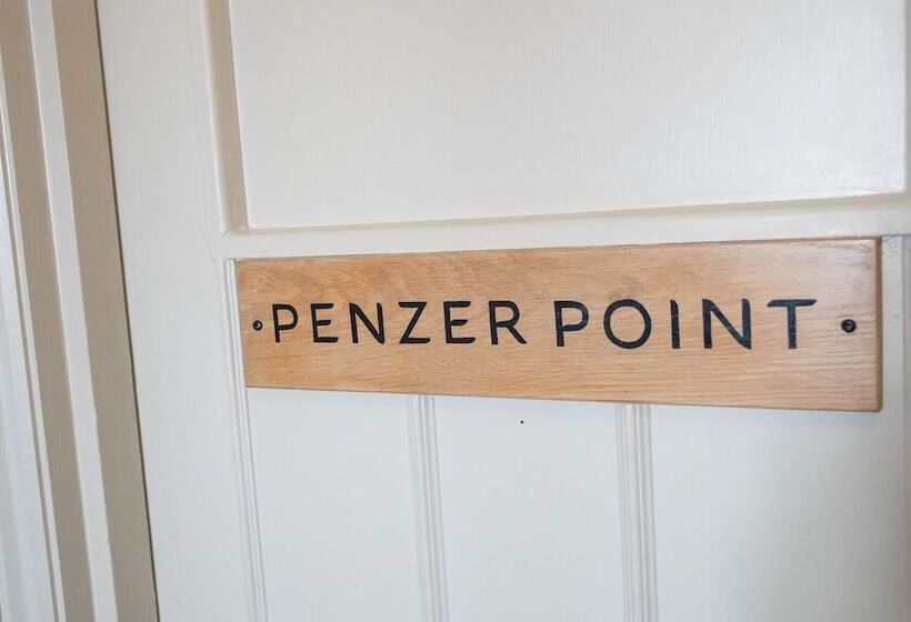 Отель The Godolphin