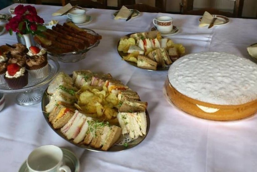 Отель The Griffin