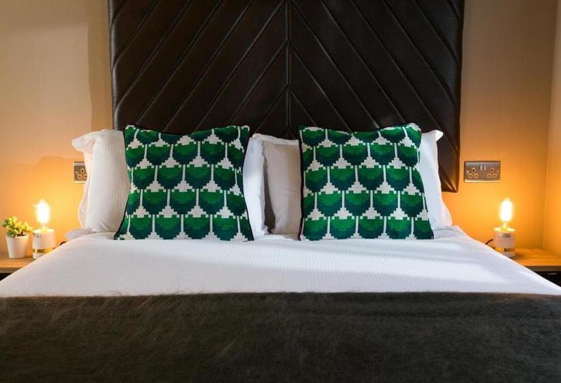 فندق The Huntsman Of Brockenhurst