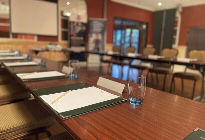 Отель The Mansefield